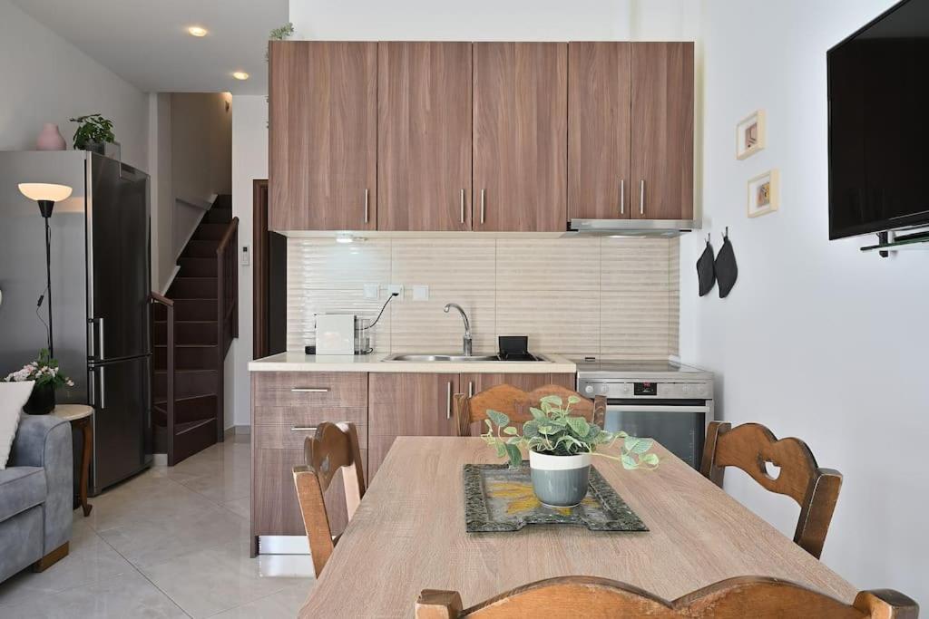 Seabreeze In Palaio Faliro/ Netflix Apartment Athens